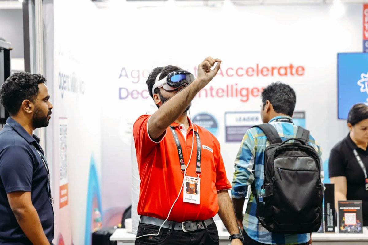 Experiencing VR in the Cypher Expo Ecosystem
